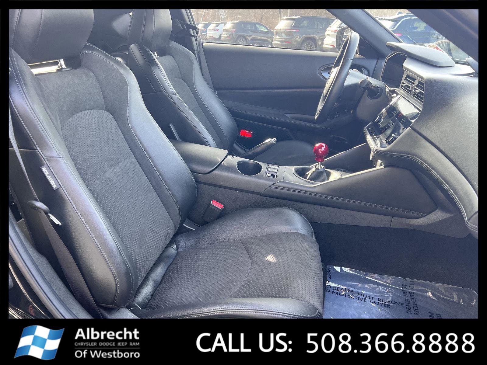 Used 2024 Nissan Z Performance w/ Floor Mat Package image 14