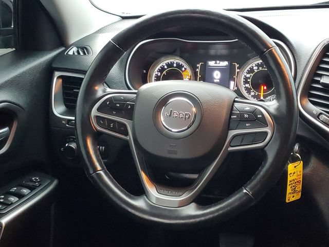 Used 2020 Jeep Cherokee Latitude w/ Cold Weather Group AWD/4WD image 29