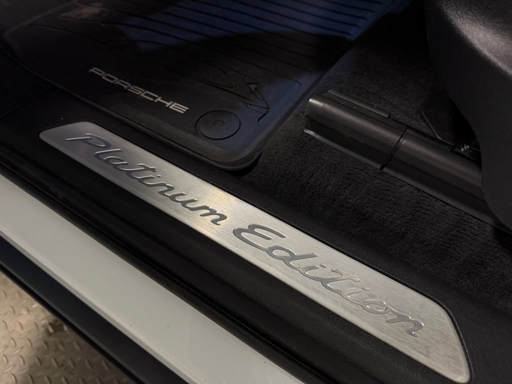 Certified 2023 Porsche Cayenne Platinum Edition AWD/4WD image 10