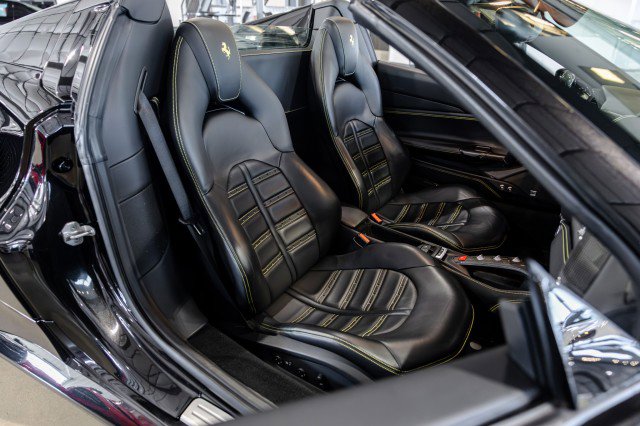 Used 2018 Ferrari 488 Spider RWD image 52