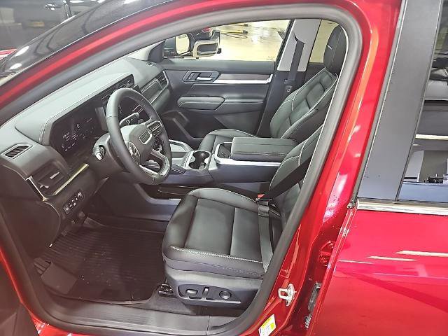 New 2026 GMC Terrain Denali w/ LPO, Black Badging Package image 11