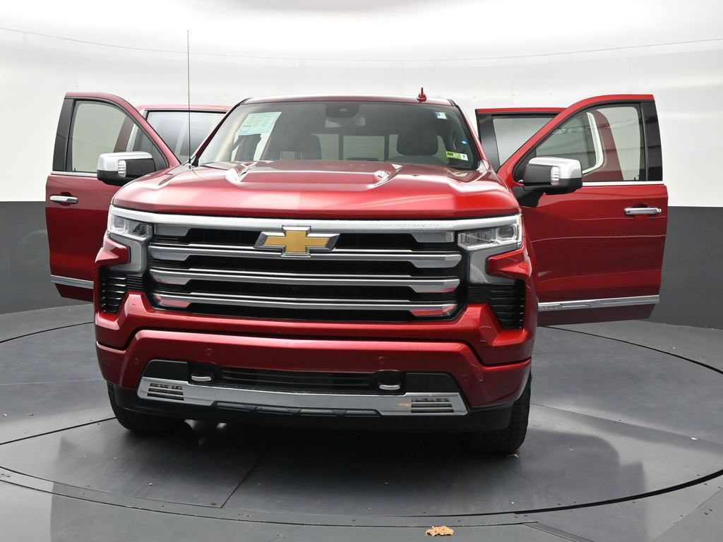 Used 2024 Chevrolet Silverado 1500 High Country w/ Z71 Off-Road Package AWD/4WD image 26