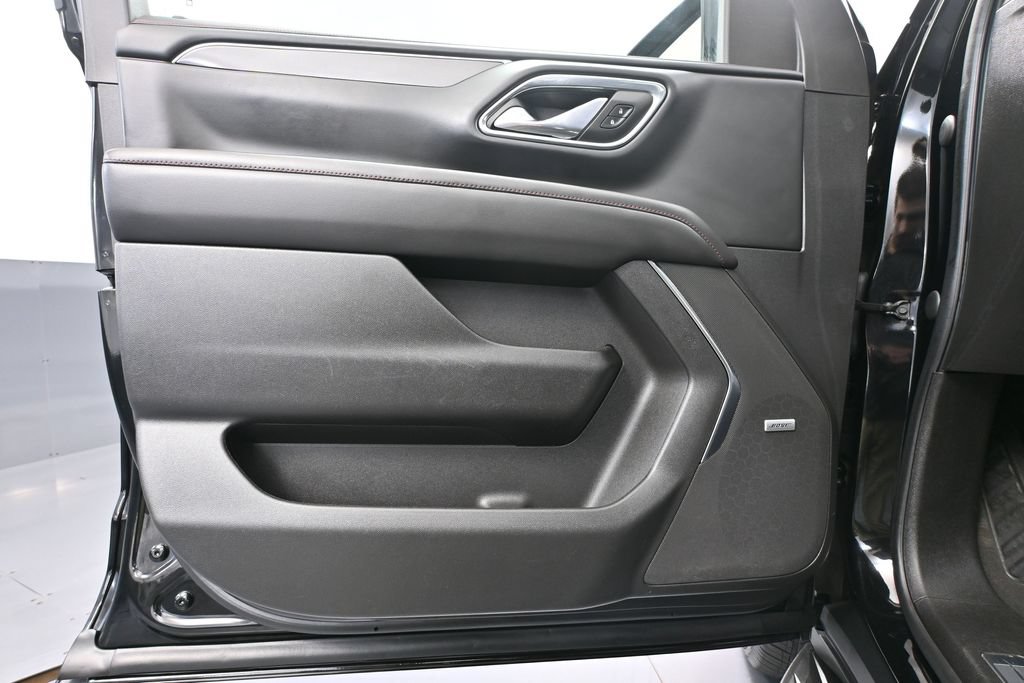 Used 2023 Chevrolet Suburban RST AWD/4WD image 20