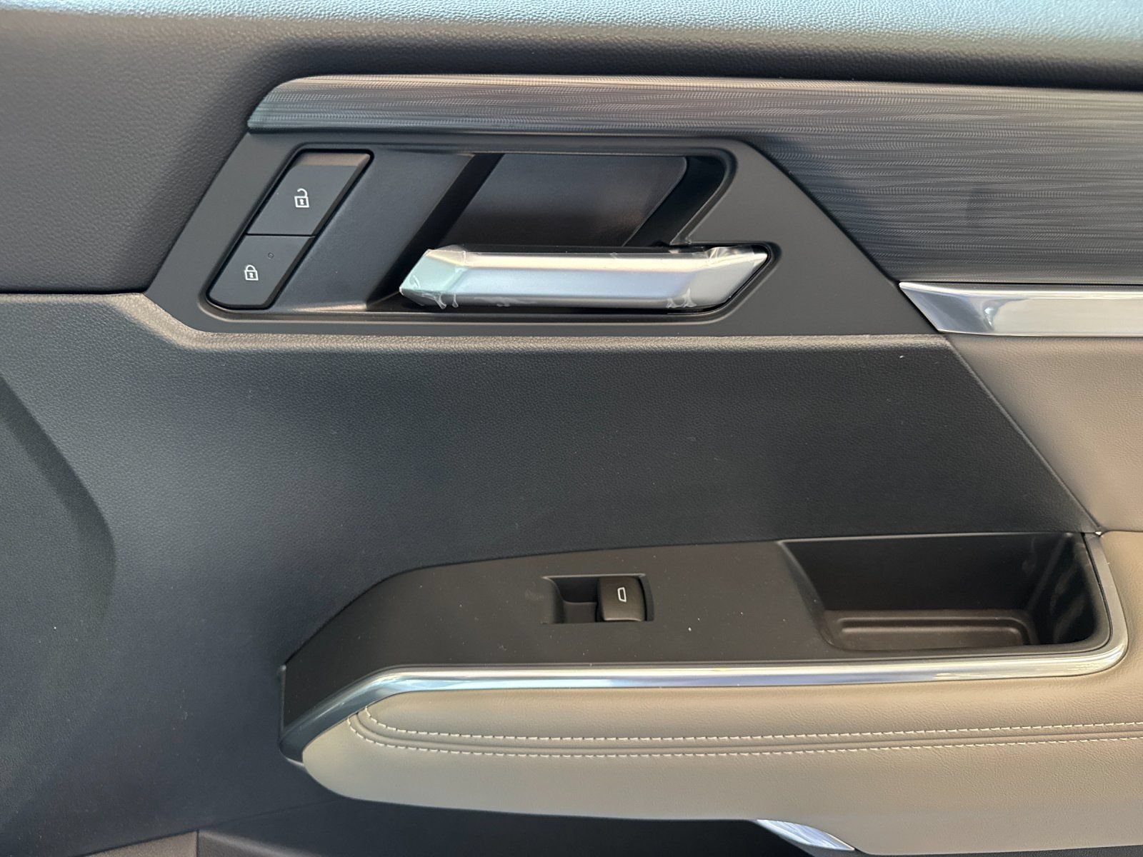 New 2026 GMC Acadia Elevation w/ LPO, All-Weather Package FWD image 19