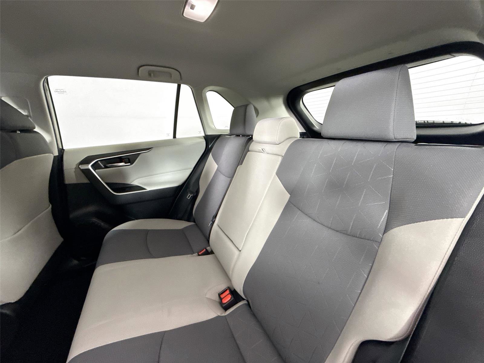 Certified 2022 Toyota RAV4 XLE image 29