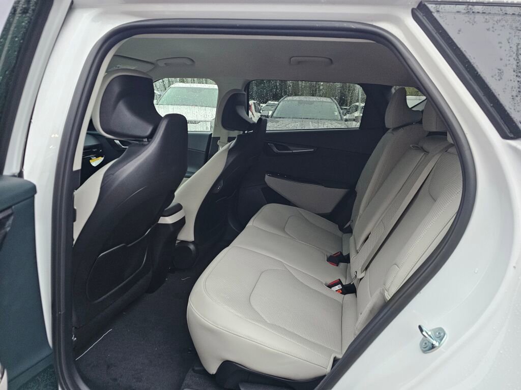 New 2025 Kia EV6 Wind AWD/4WD image 22