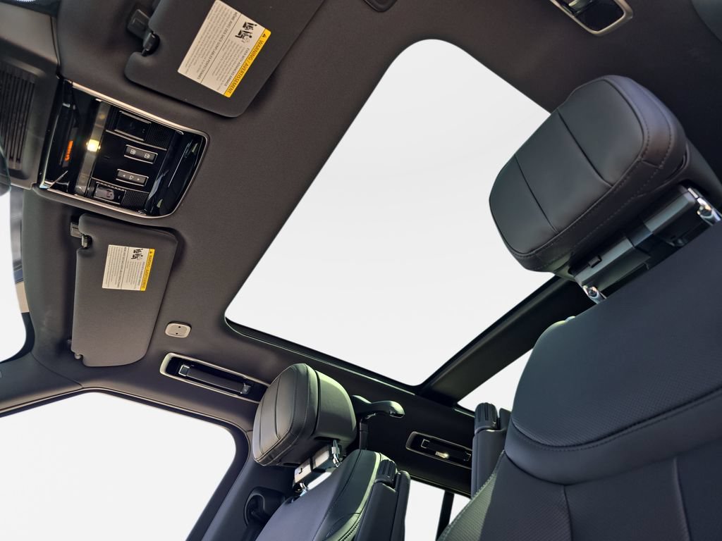 New 2026 Land Rover Range Rover SE AWD/4WD image 31
