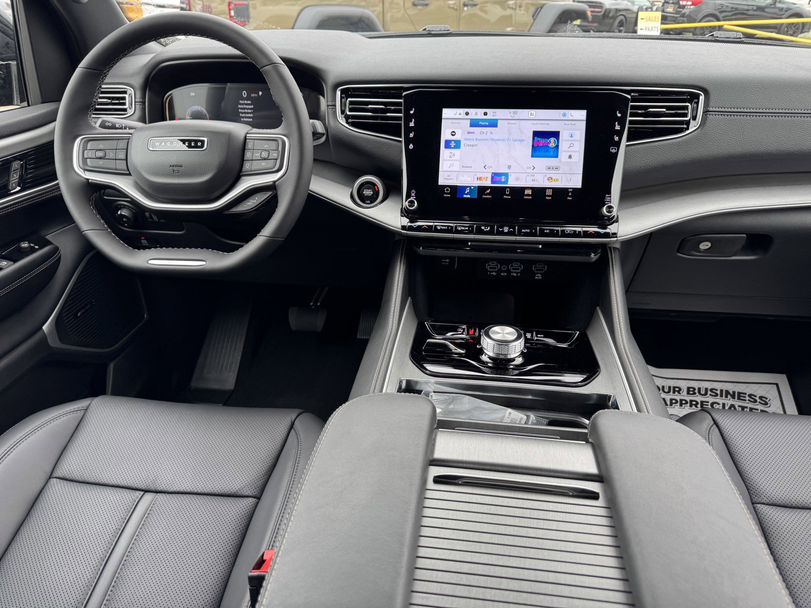 New 2025 Jeep Wagoneer L Series II w/ Premium Group I image 7