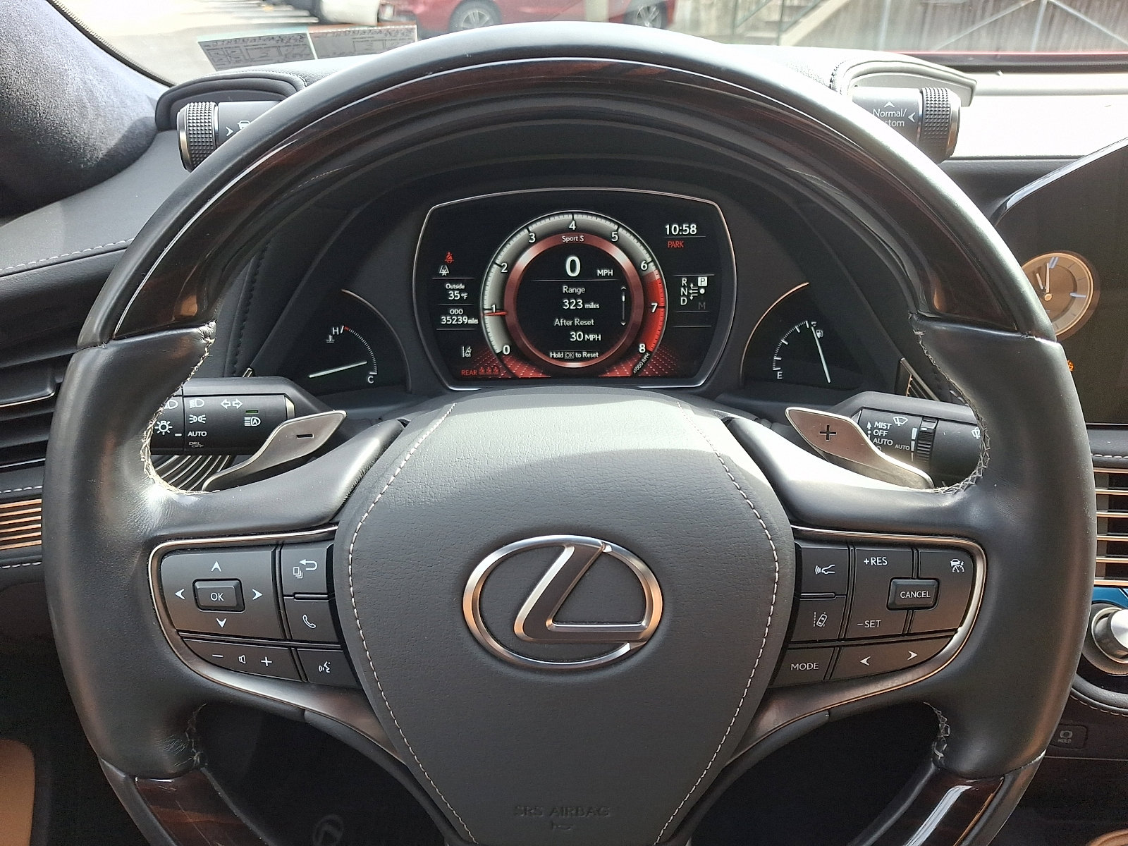 Certified 2022 Lexus LS 500 AWD w/ Interior Upgrade Package image 21