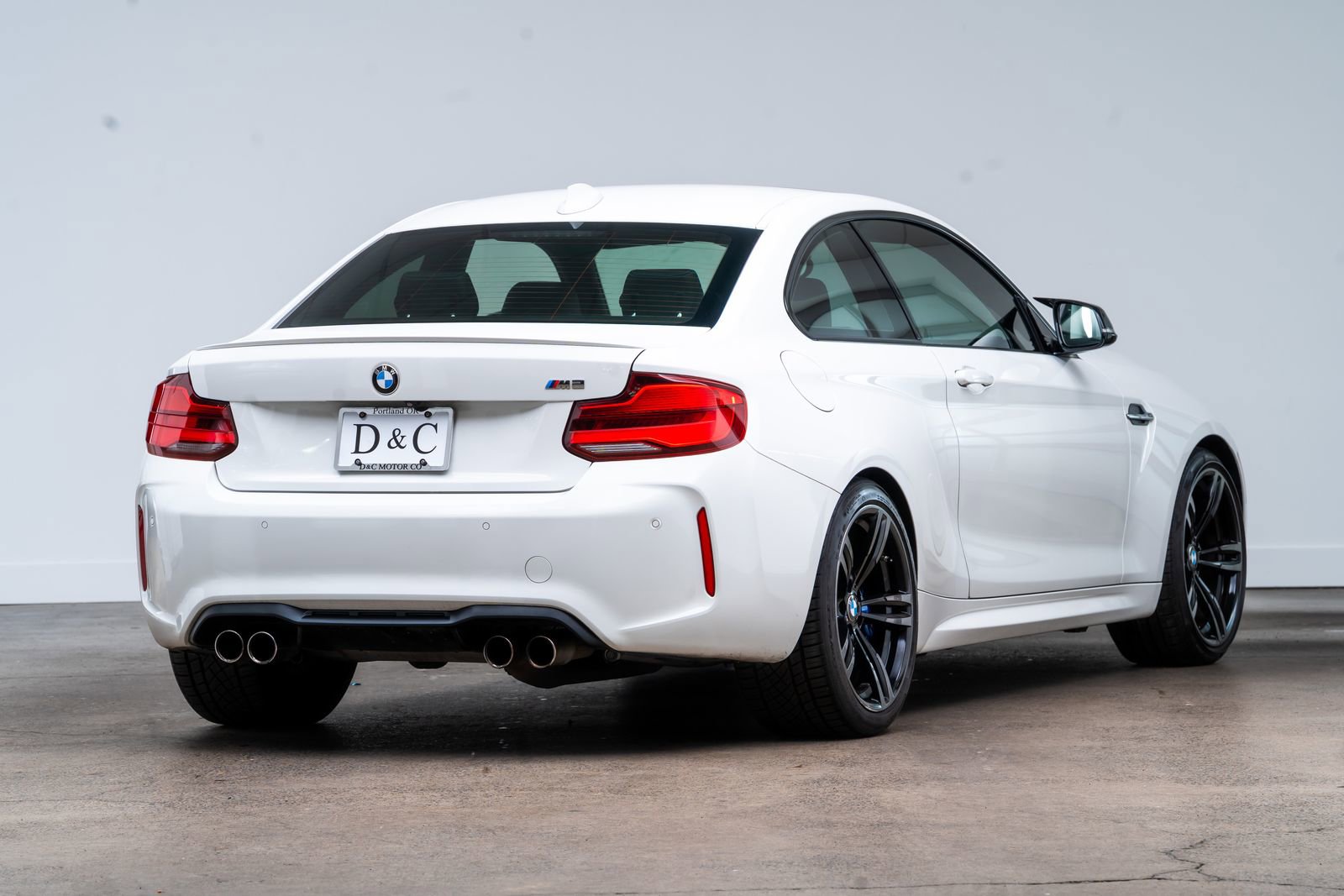 Used 2018 BMW M2 w/ Executive Package RWD image 8