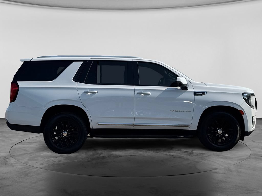 Used 2023 GMC Yukon SLT w/ SLT Luxury Package AWD/4WD image 11