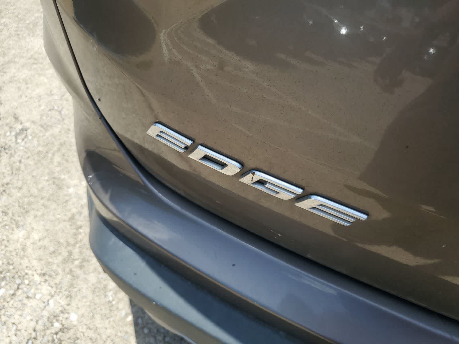 Used 2019 Ford Edge SEL w/ Equipment Group 201A FWD image 10