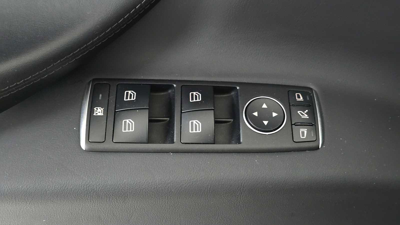 Used 2020 Tesla Model X Long Range image 23