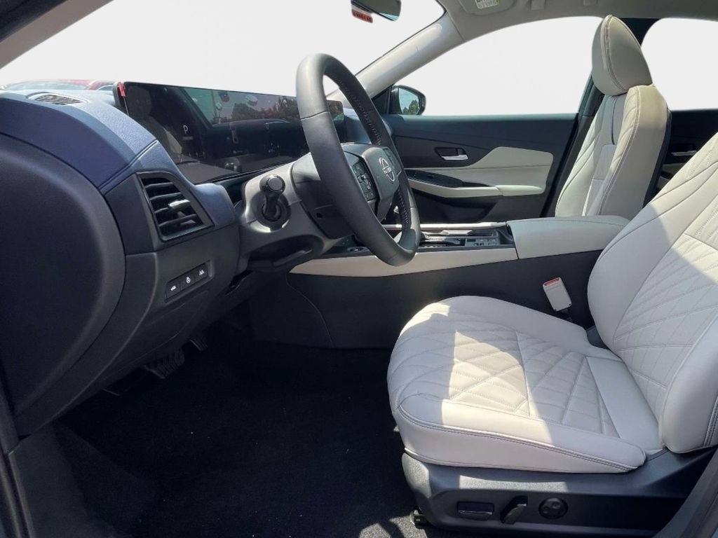 New 2026 Nissan Sentra SL w/ Floor Mat Package FWD image 14