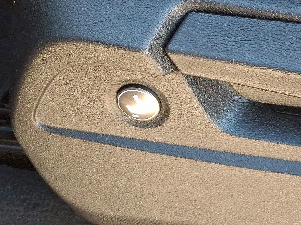 Used 2024 Acura MDX Technology image 11