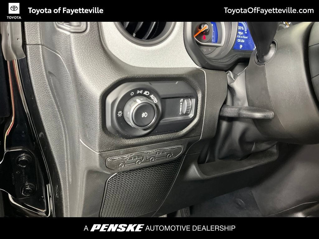Used 2024 Jeep Wrangler Unlimited Sport AWD/4WD image 25