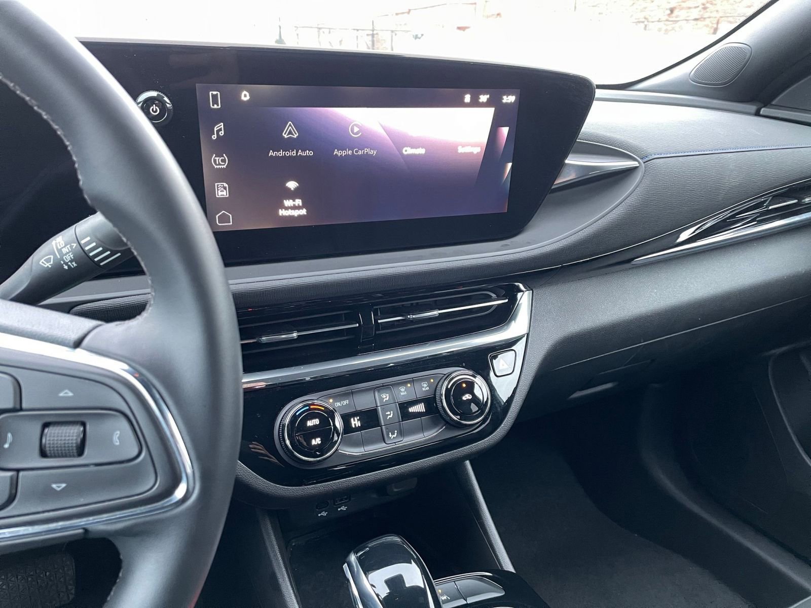 Used 2025 Buick Envista Sport Touring image 18