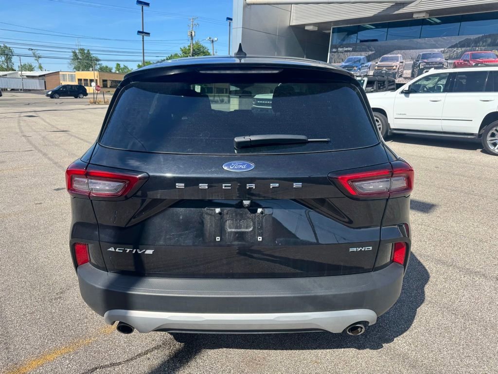 Used 2023 Ford Escape Active AWD/4WD image 4