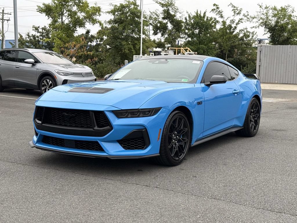 Used 2024 Ford Mustang GT Premium w/ GT Performance Package RWD image 6