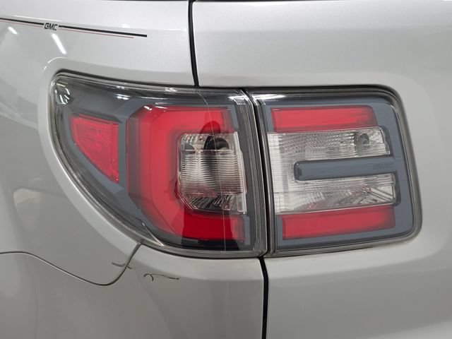 Used 2016 GMC Acadia SLE FWD image 31