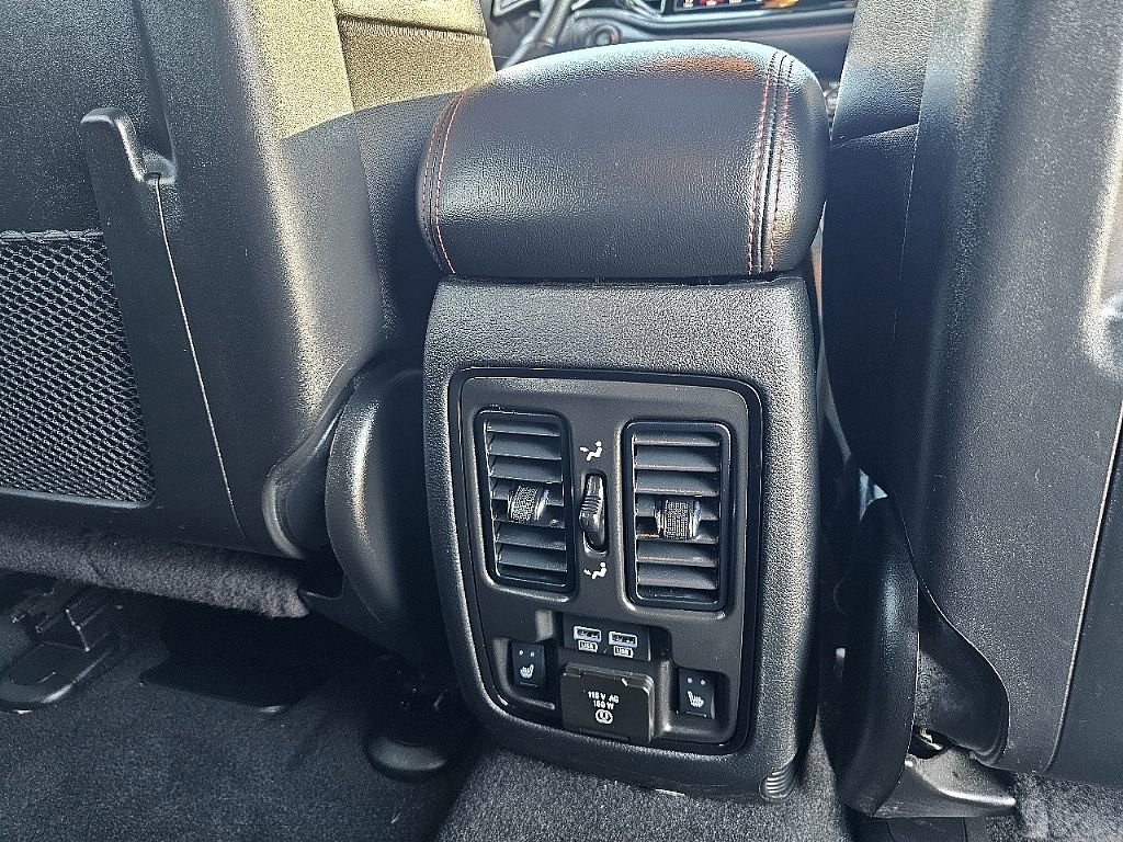 Used 2025 Dodge Durango GT image 22