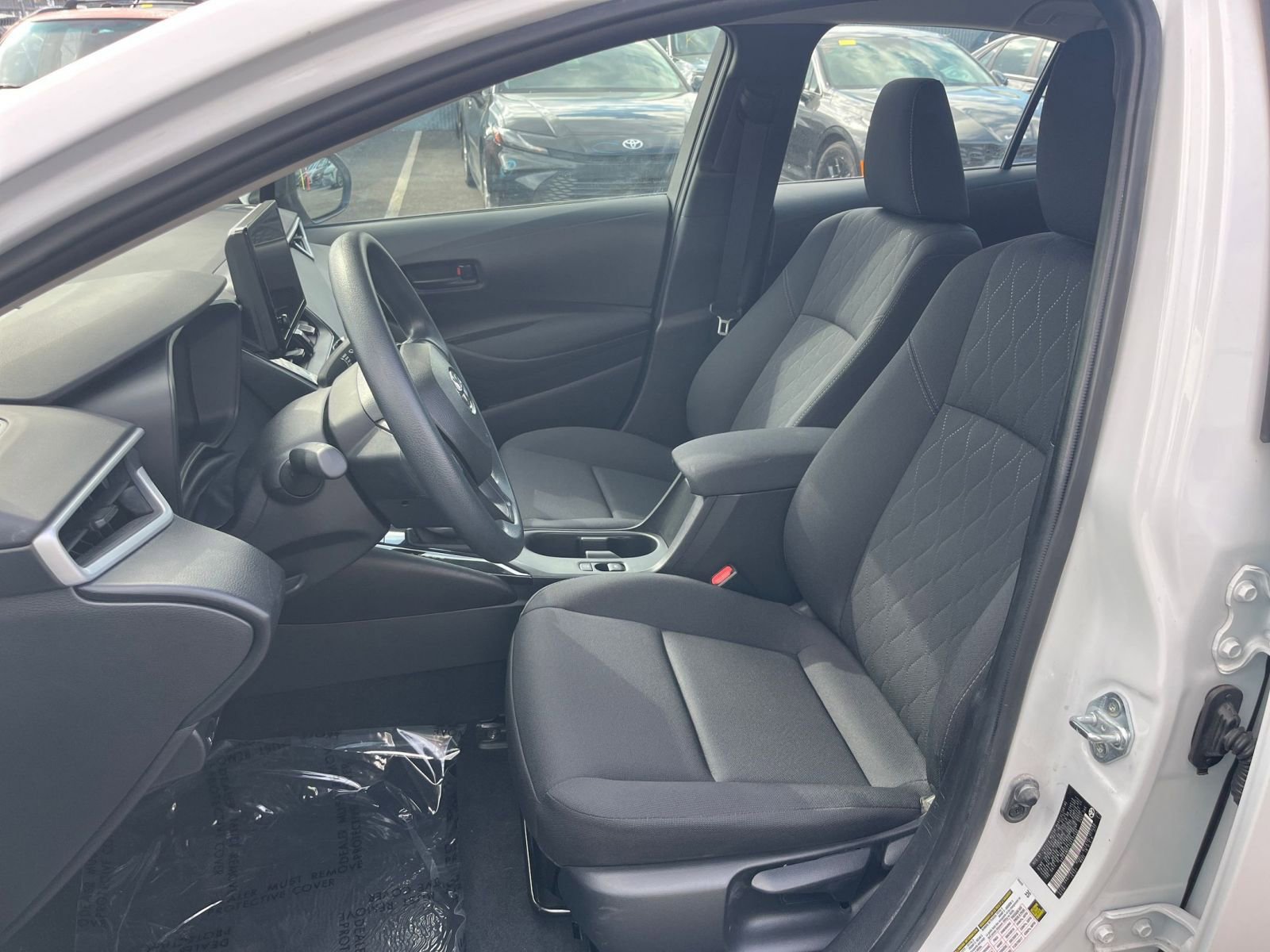 Used 2025 Toyota Corolla LE image 35