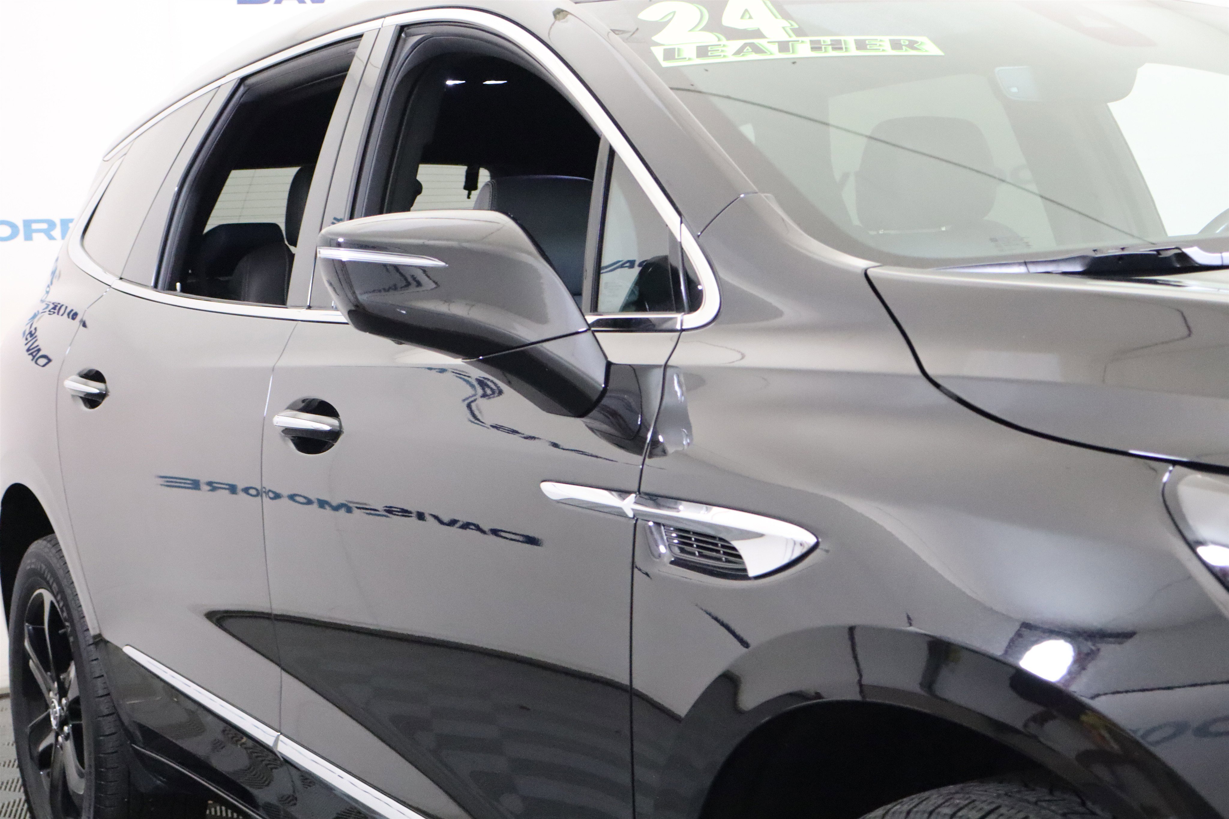 Certified 2024 Buick Enclave Essence w/ Sport Touring Edition image 3