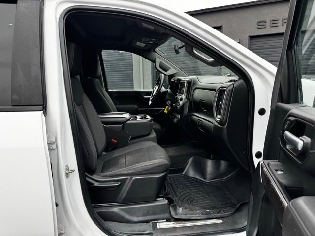 Used 2020 Chevrolet Silverado 3500 LT image 13