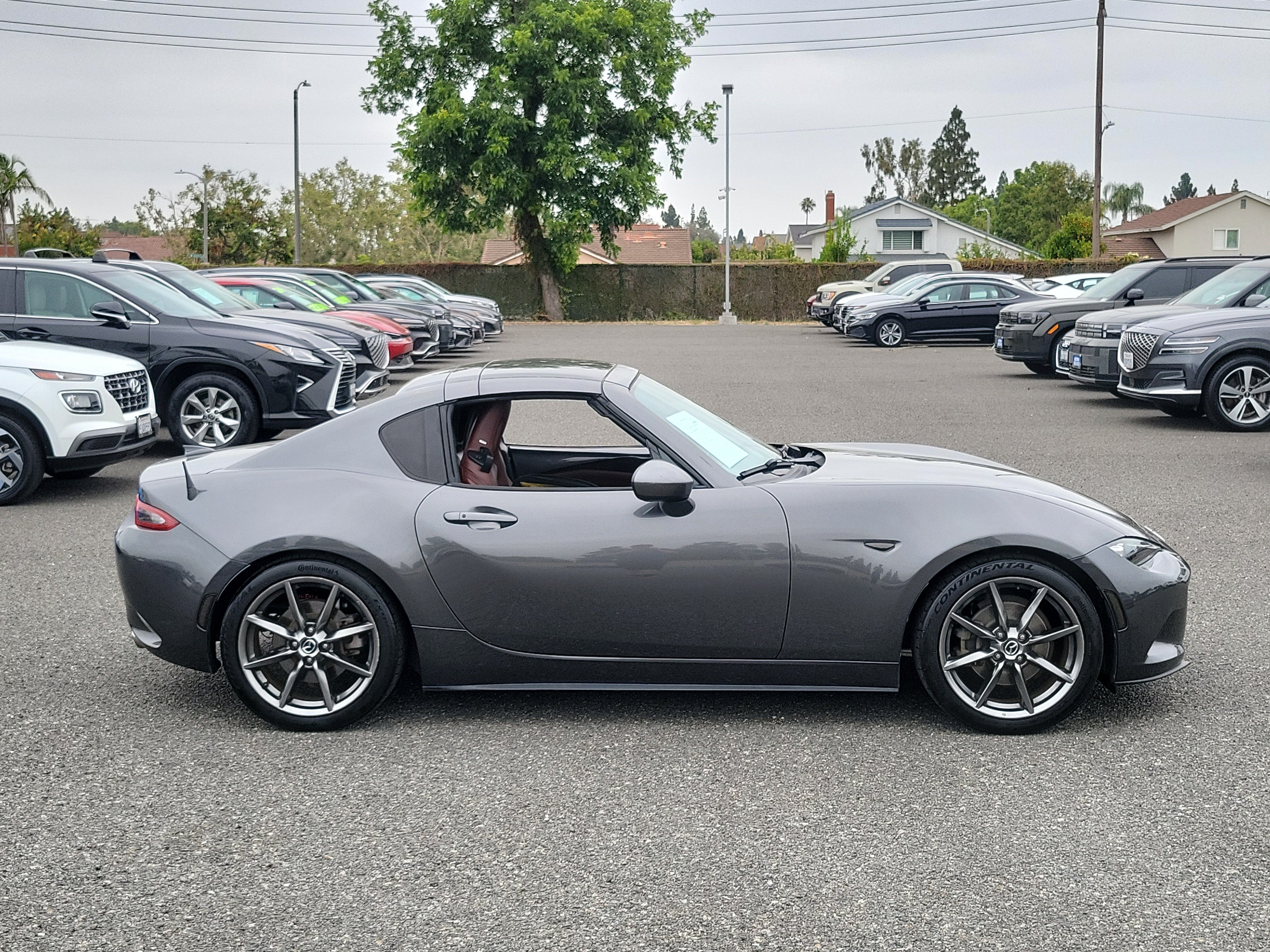 Used 2017 MAZDA MX-5 Miata RF Grand Touring RWD image 5