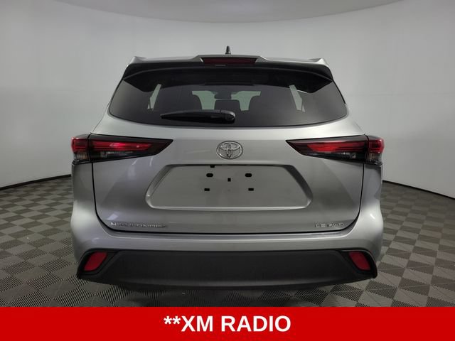 Used 2025 Toyota Highlander LE AWD/4WD image 7