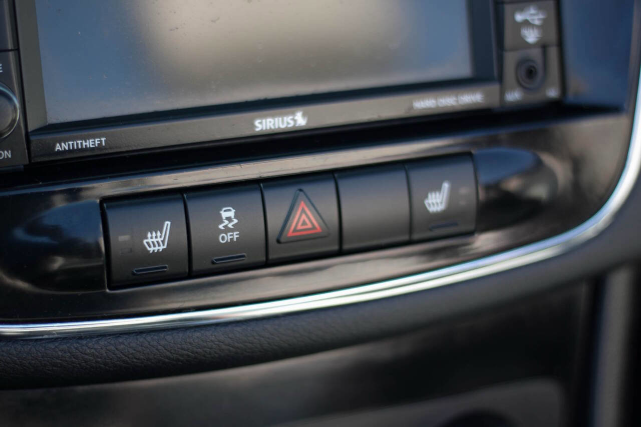 Used 2012 Chrysler 200 Limited image 19