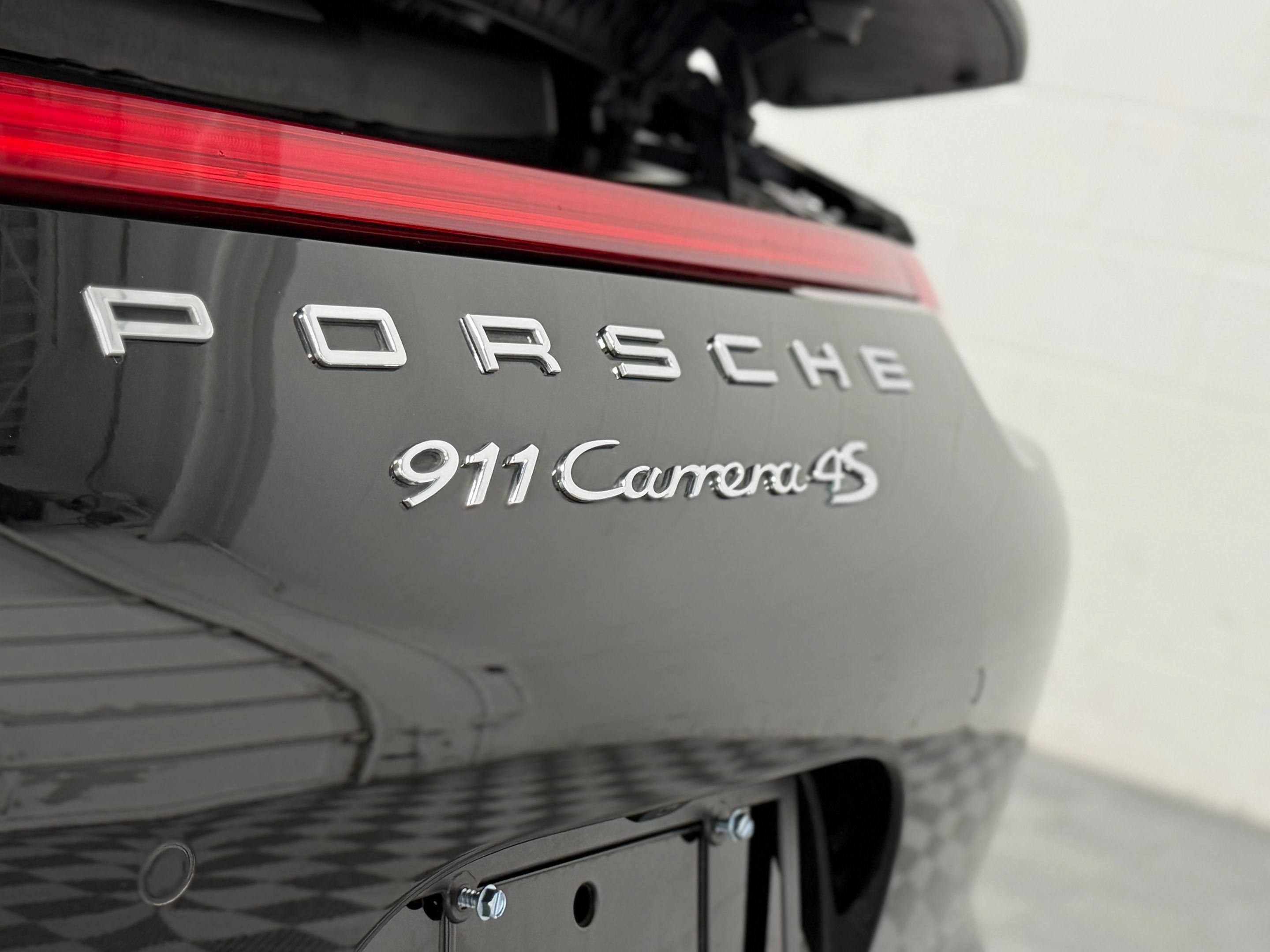 Used 2015 Porsche 911 Carrera 4S AWD/4WD image 11