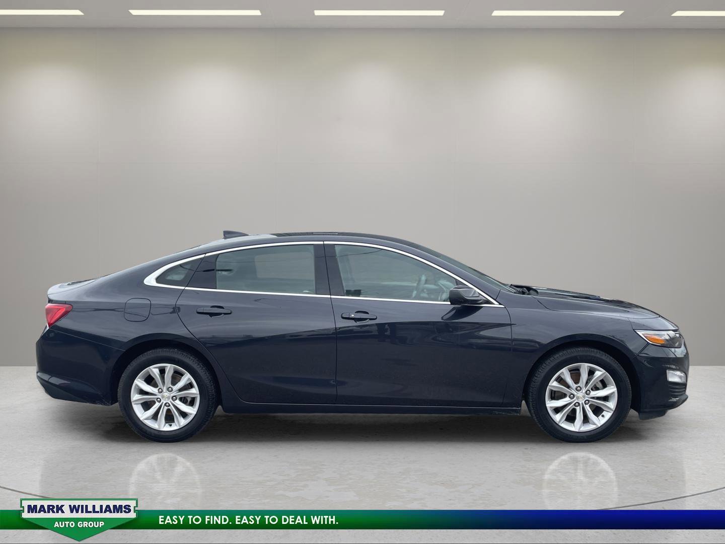 Used 2023 Chevrolet Malibu LT image 3