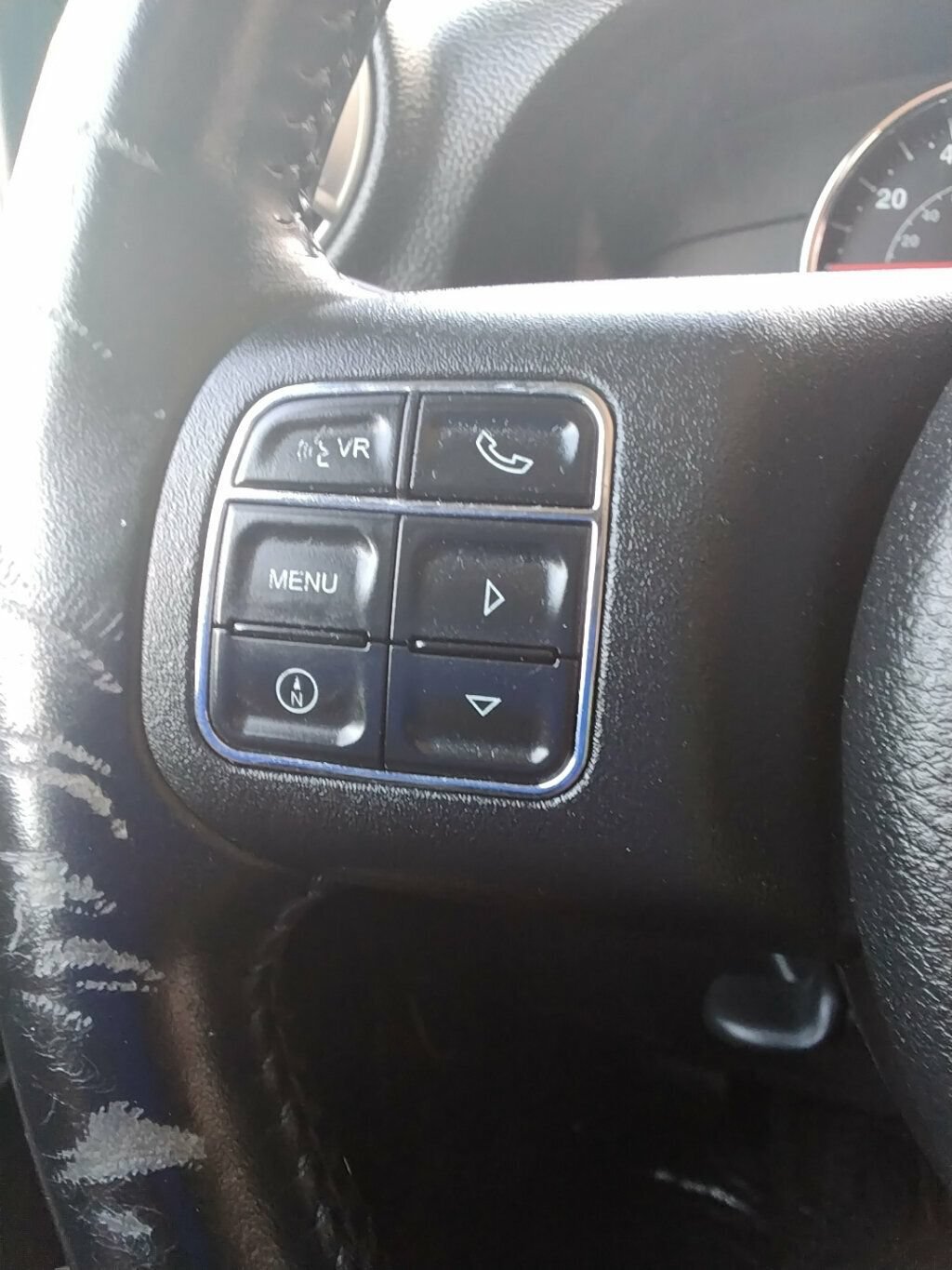 Used 2016 Jeep Wrangler Unlimited Sahara w/ Connectivity Group AWD/4WD image 13