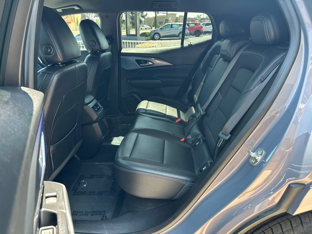 Used 2024 Chevrolet Equinox EV LT AWD/4WD image 23