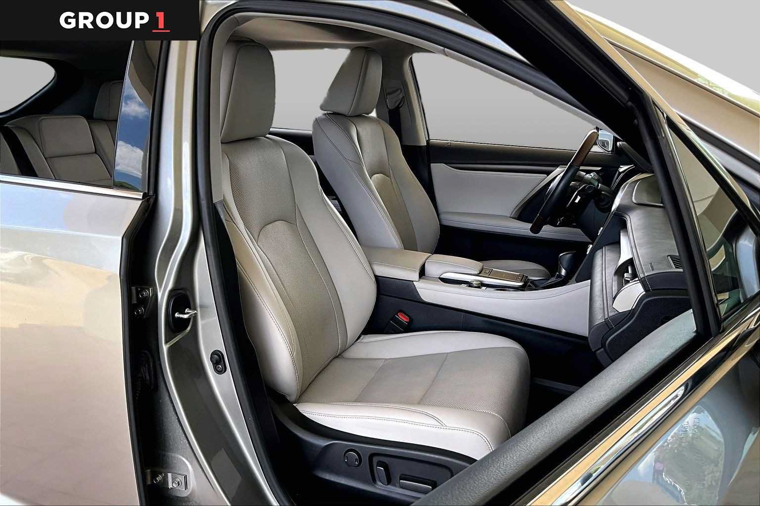 Certified 2021 Lexus RX 350 FWD w/ Premium Package image 8