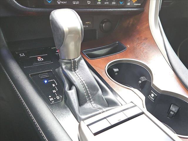 Used 2020 Lexus RX 350L Premium w/ Premium Package AWD/4WD image 10