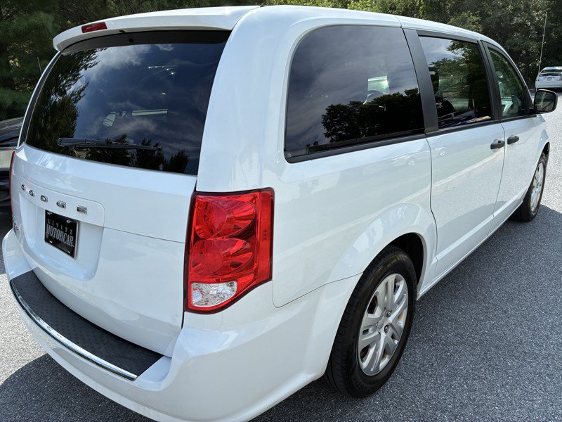 Used 2019 Dodge Grand Caravan SE FWD image 6