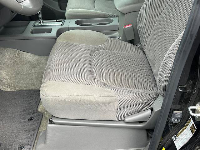 Used 2016 Nissan Frontier SV w/ SV Value Truck Package RWD image 11