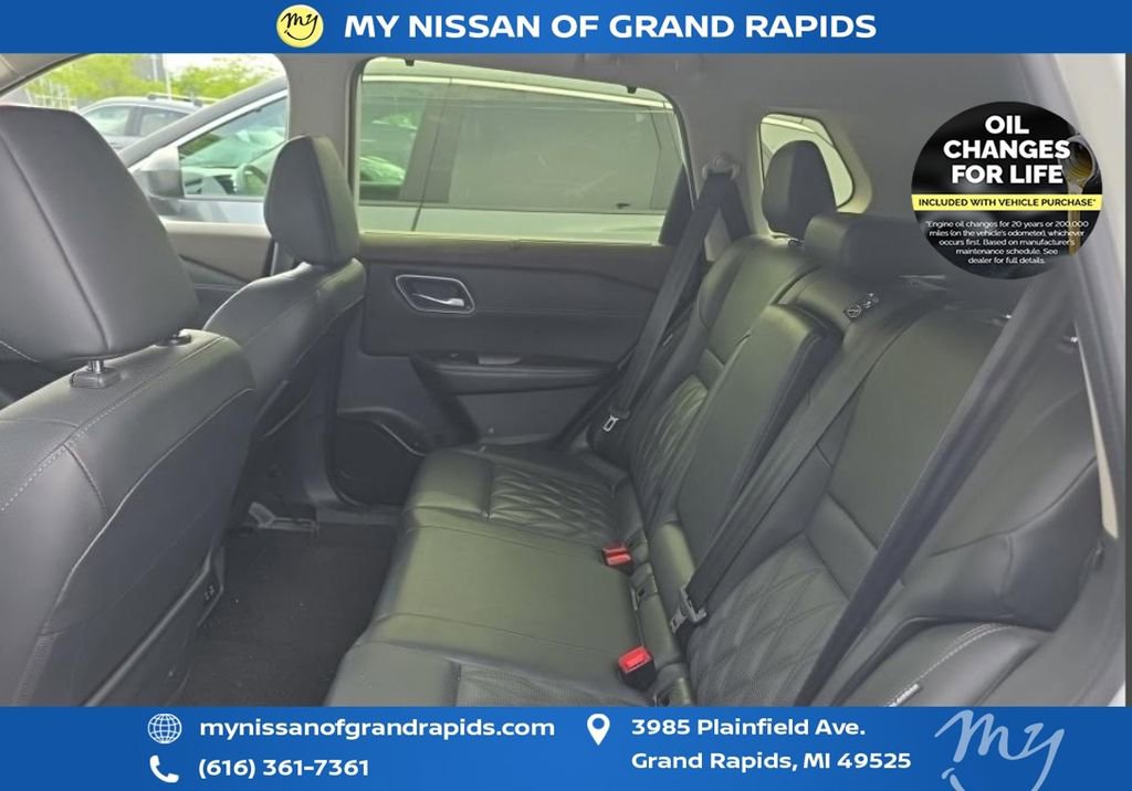 Used 2023 Nissan Rogue Platinum w/ Platinum Premium Package AWD/4WD image 9