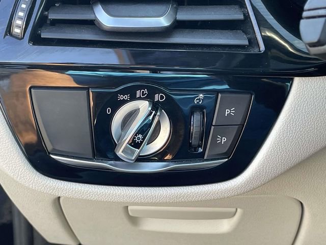 Used 2022 BMW 530i w/ M Sport Package image 20