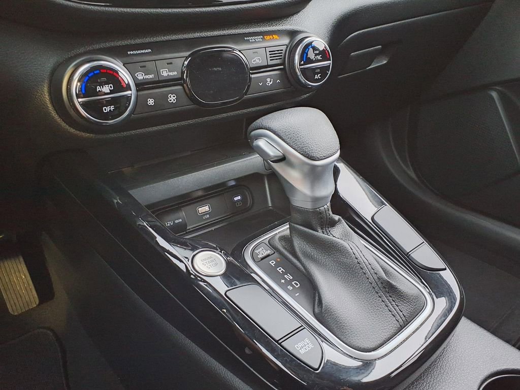 Certified 2025 Kia Soul S FWD image 19