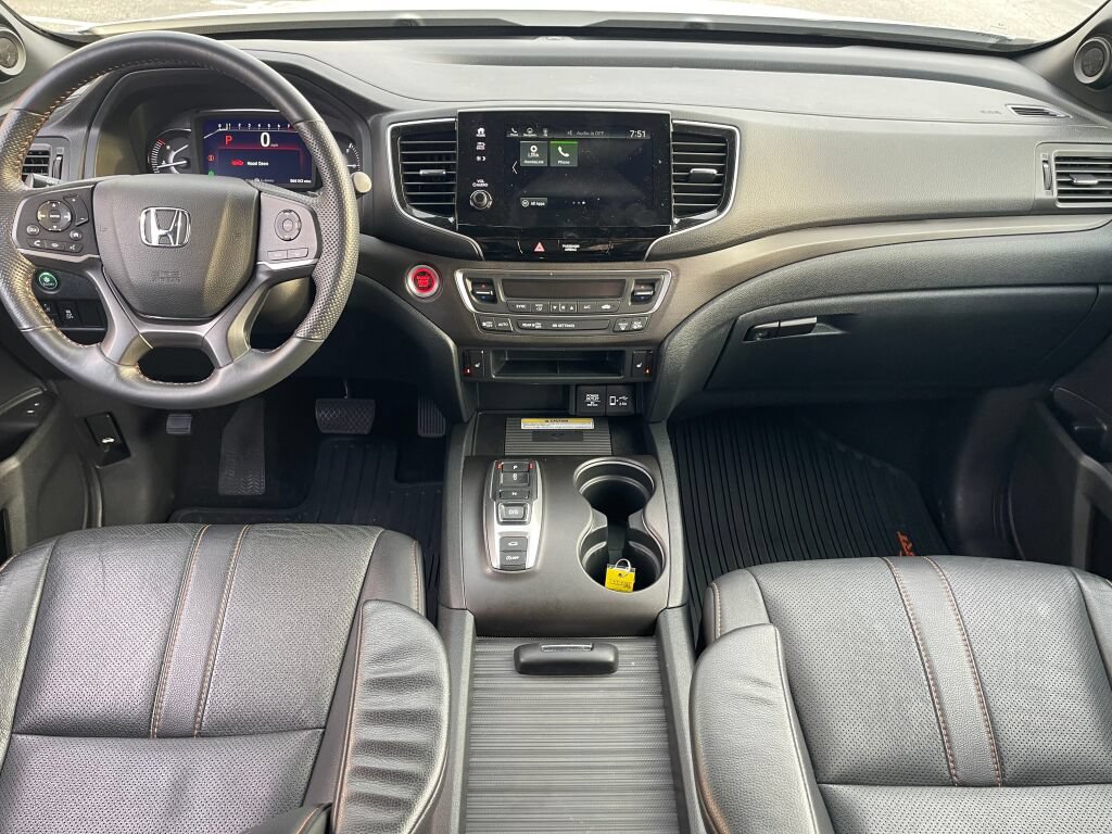 Used 2023 Honda Passport TrailSport image 31