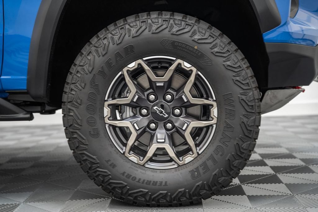 New 2026 Chevrolet Colorado ZR2 w/ Technology Package AWD/4WD image 21