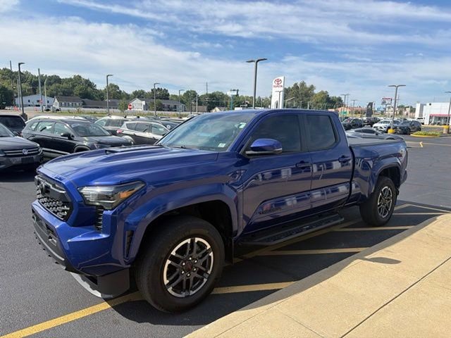 Certified 2024 Toyota Tacoma TRD Sport w/ TRD Sport Upgrade Package AWD/4WD image 2