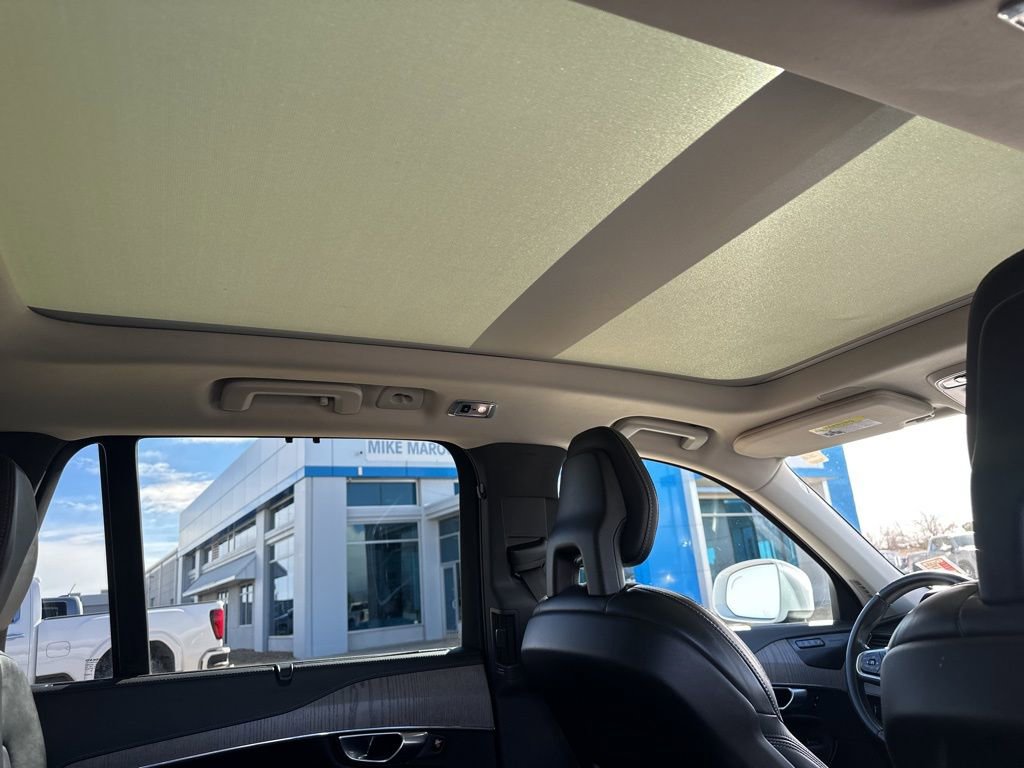 Used 2021 Volvo XC90 T6 Inscription w/ Protection Package Premier image 28