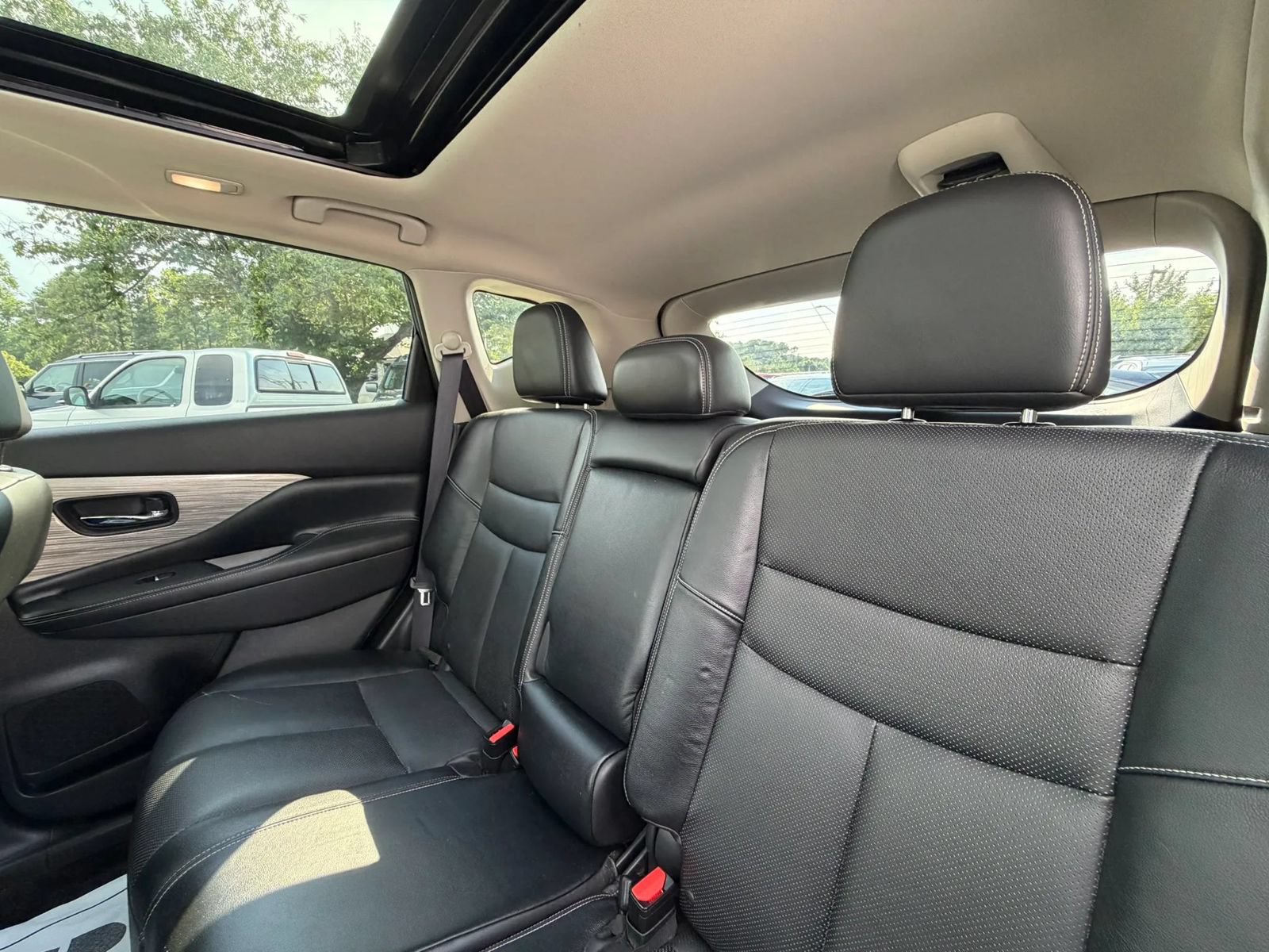 Used 2015 Nissan Murano Platinum w/ Platinum Technology Package AWD/4WD image 22