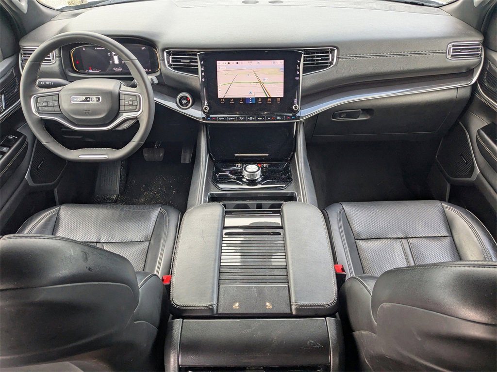 Used 2024 Jeep Wagoneer L 4WD image 15