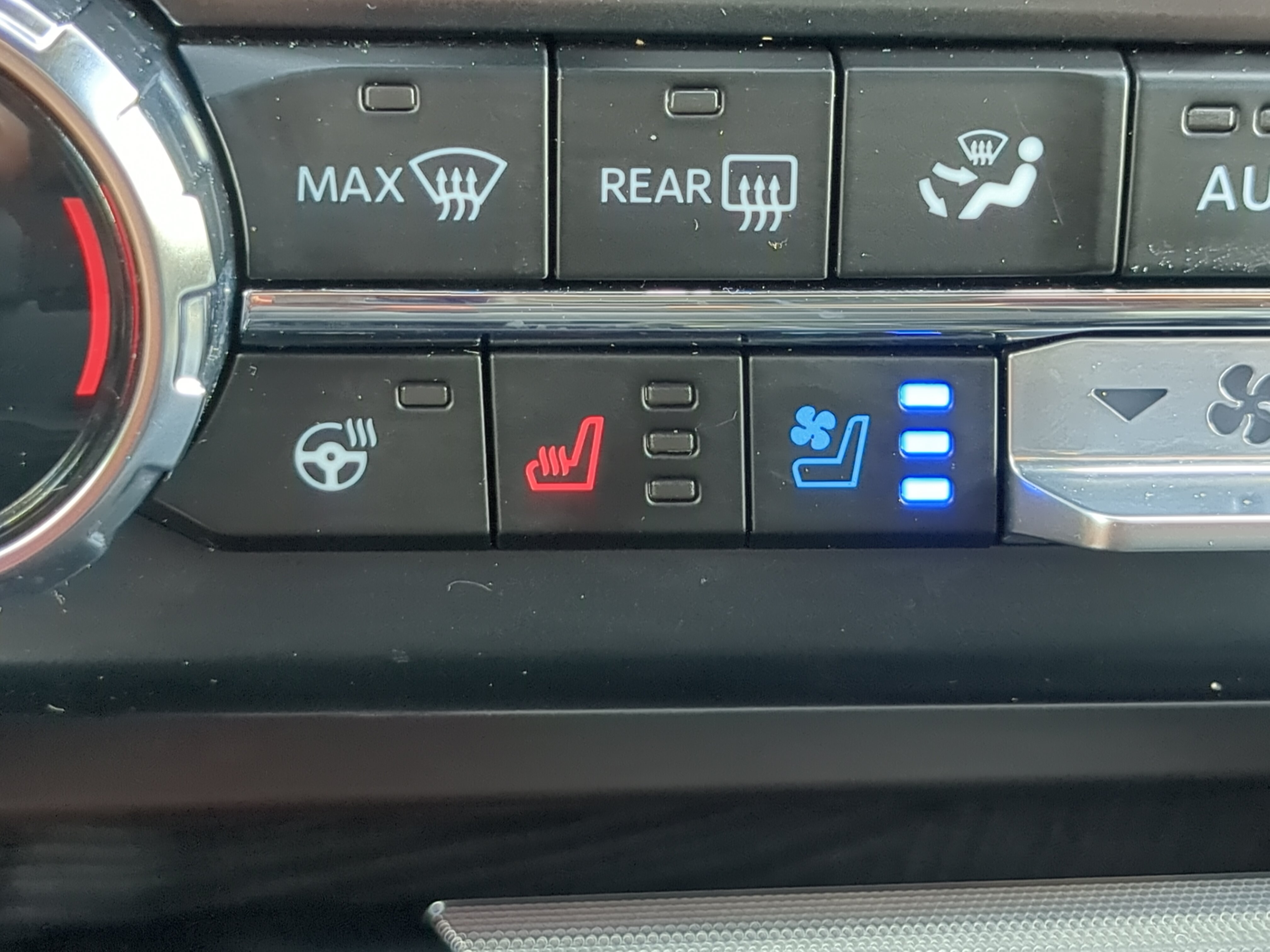 Used 2024 Ford F350 Platinum AWD/4WD image 22