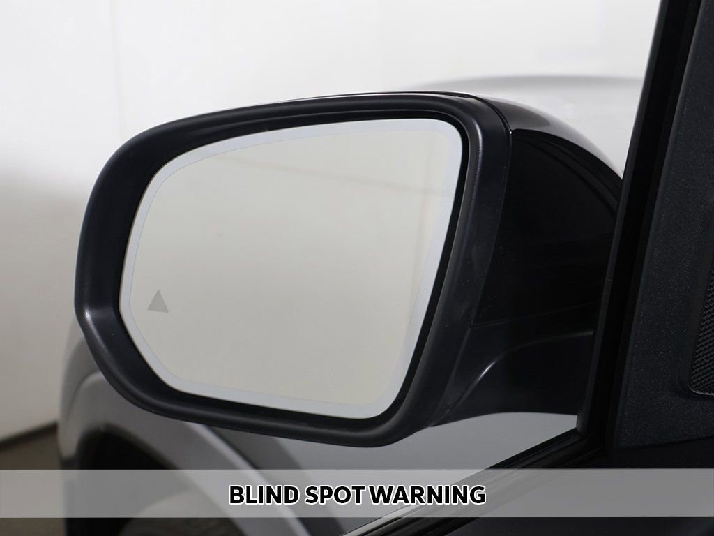 Used 2022 Mercedes-Benz GLS 450 4MATIC w/ AMG Line Exterior image 7